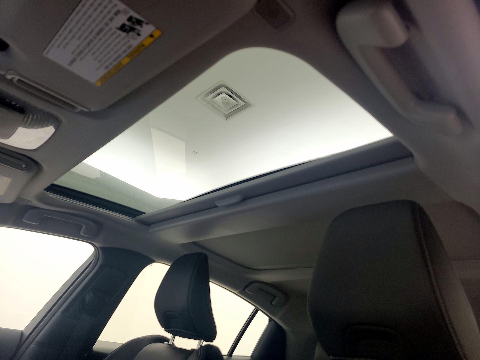 Skylight(s) & Overhead Airbags