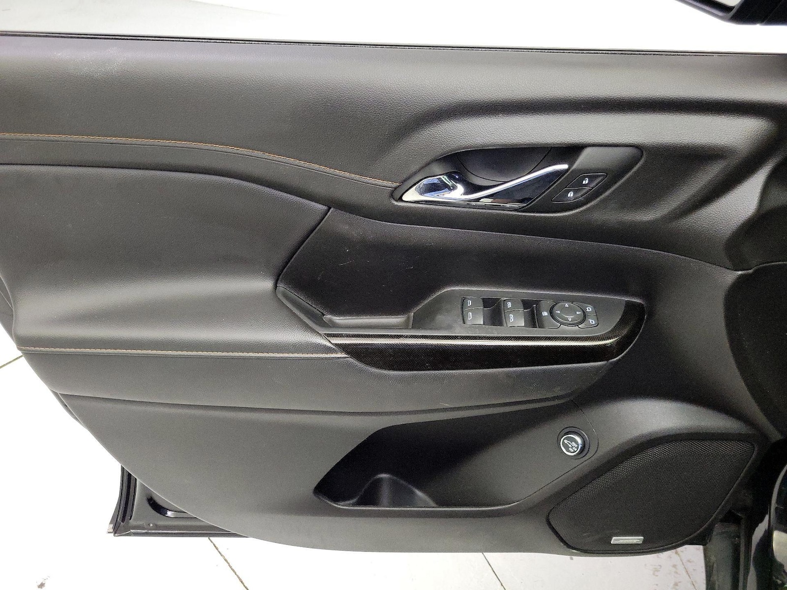 2023 GMC Acadia AT4 - Photo 13