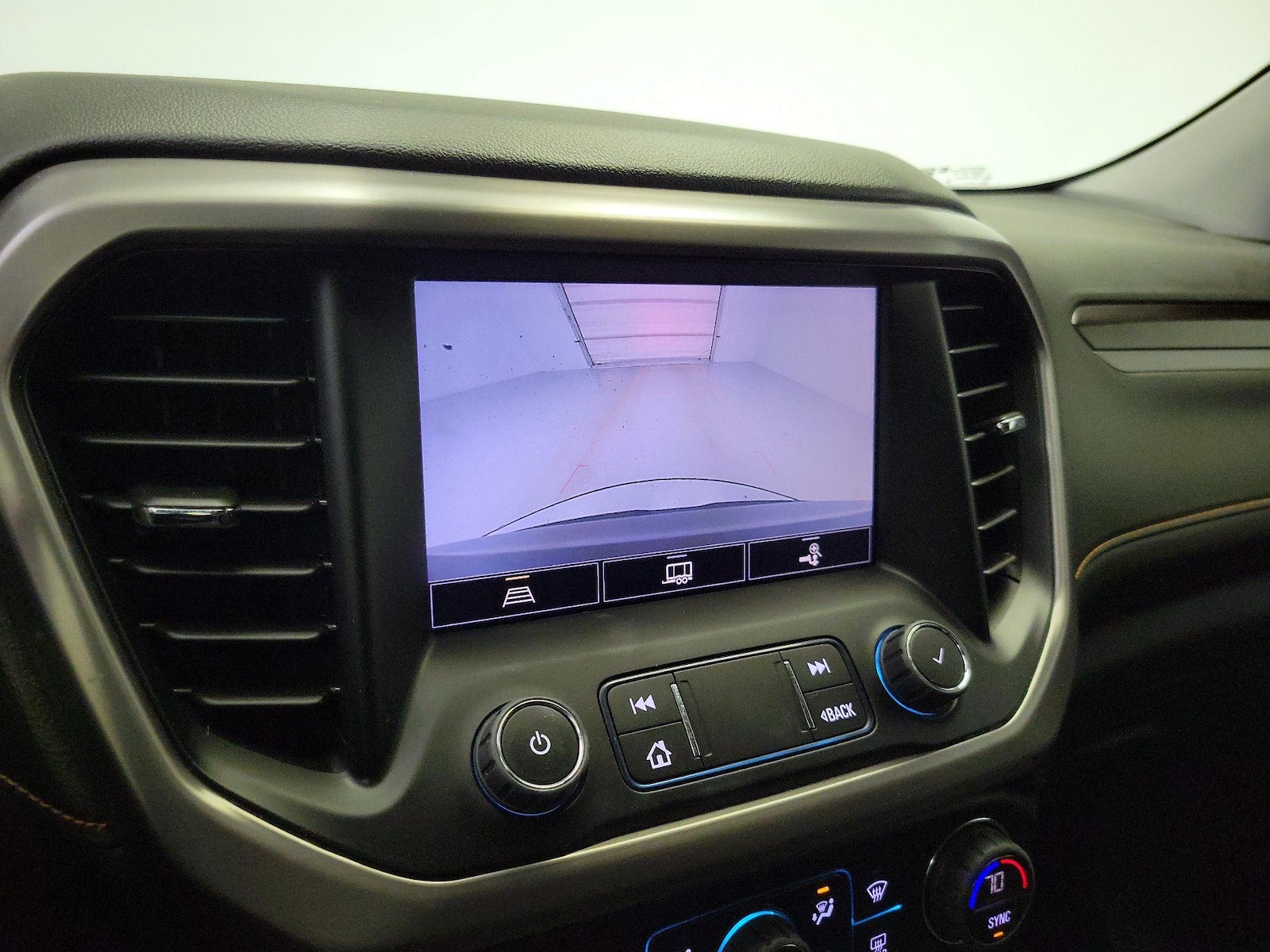 2023 GMC Acadia AT4 - Photo 16