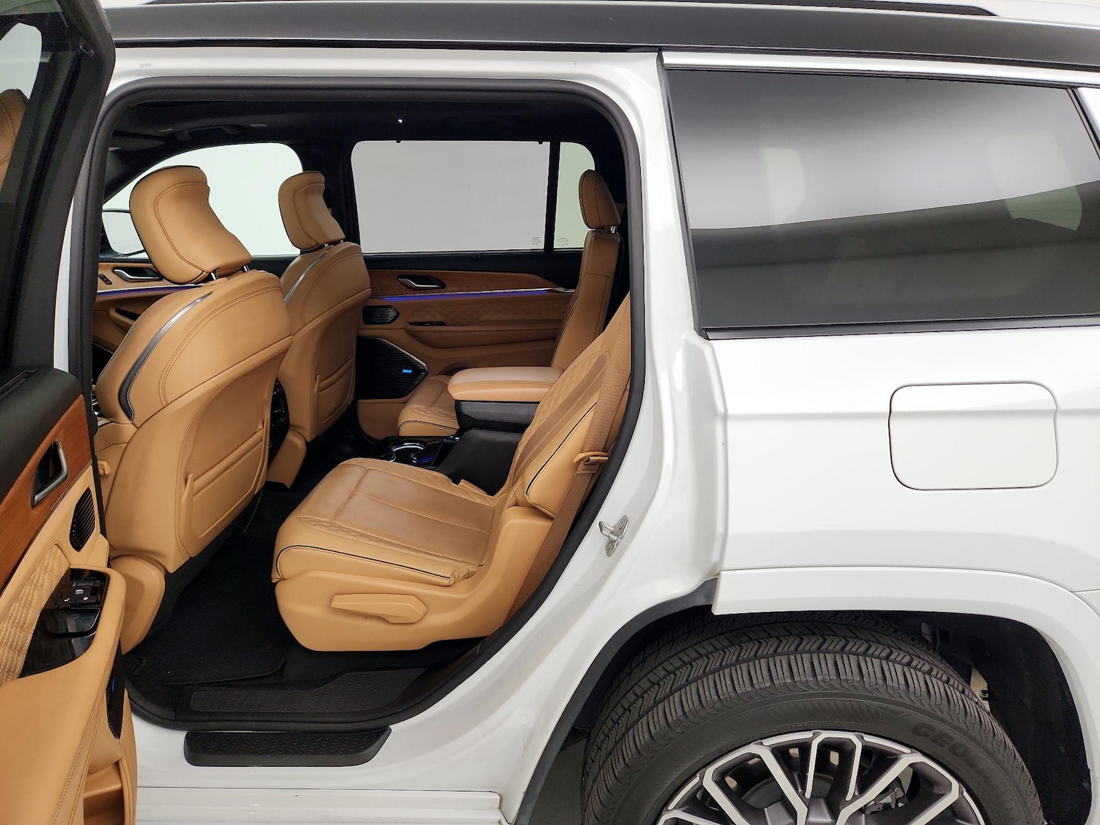 Rear Air Conditioning