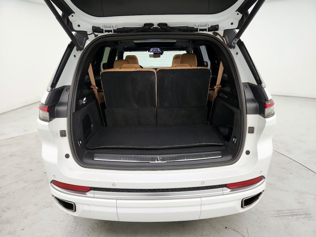 Trunk/Cargo (Seats Up)