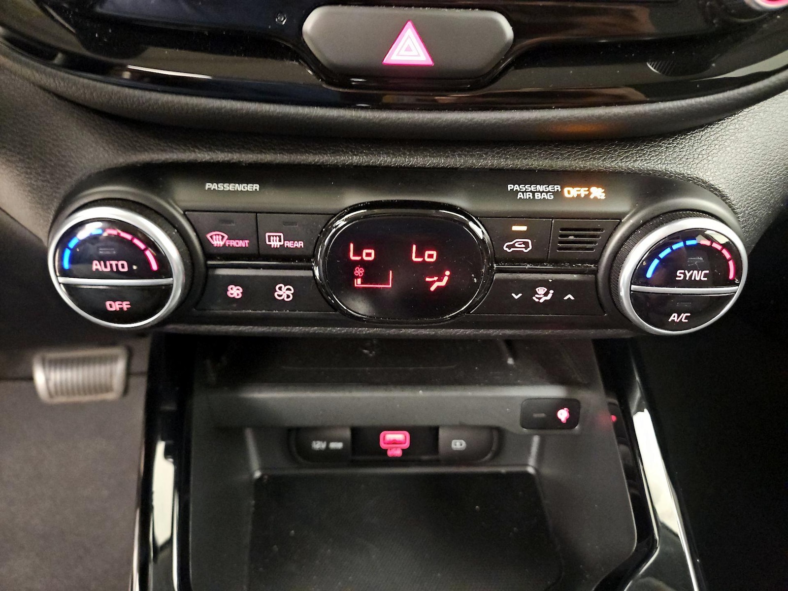 2020 Kia Soul EX - Photo 18