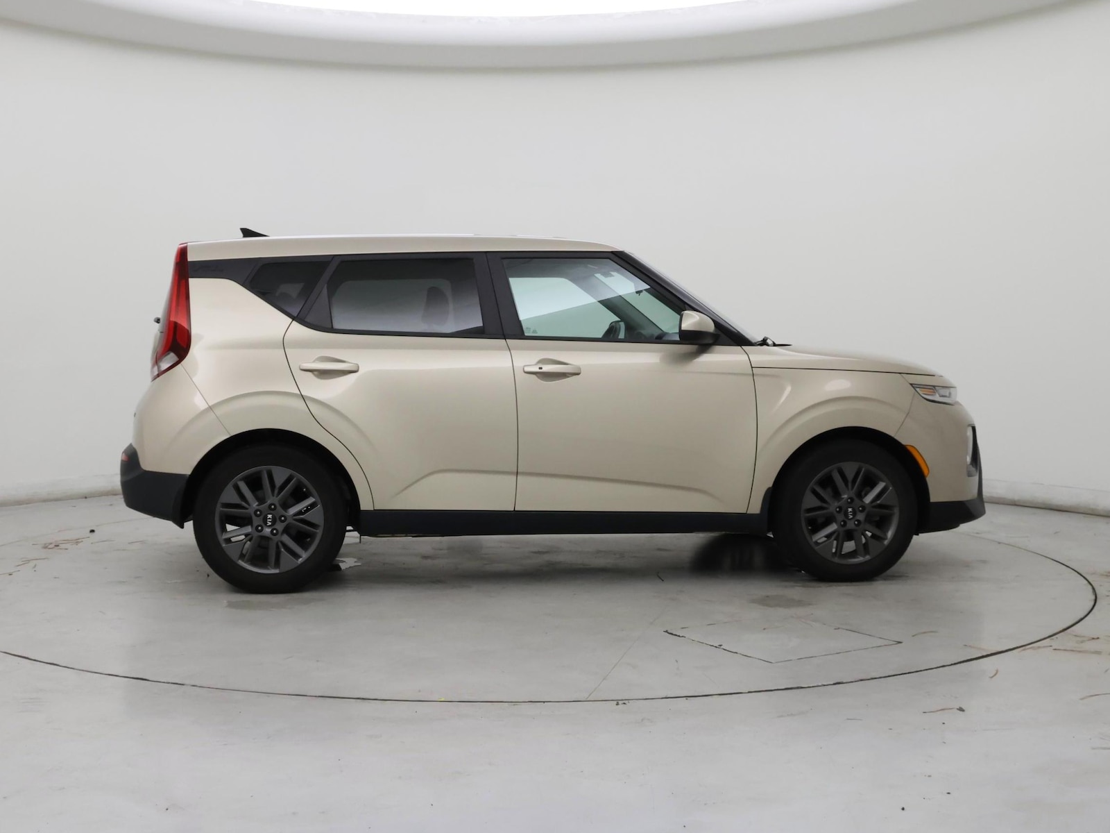 2020 Kia Soul EX - Photo 8