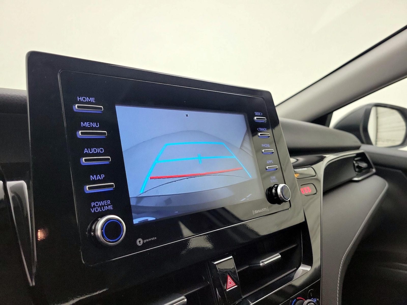 2023 Toyota Camry SE - Photo 16