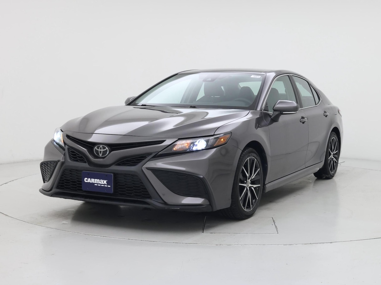 2023 Toyota Camry SE - Photo 5