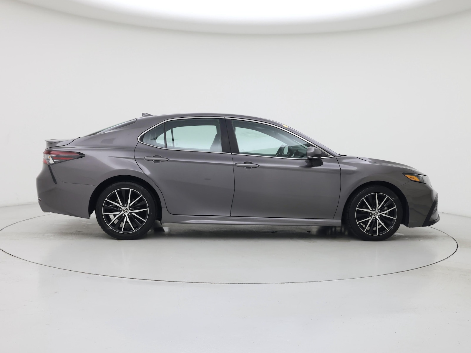 2023 Toyota Camry SE - Photo 8