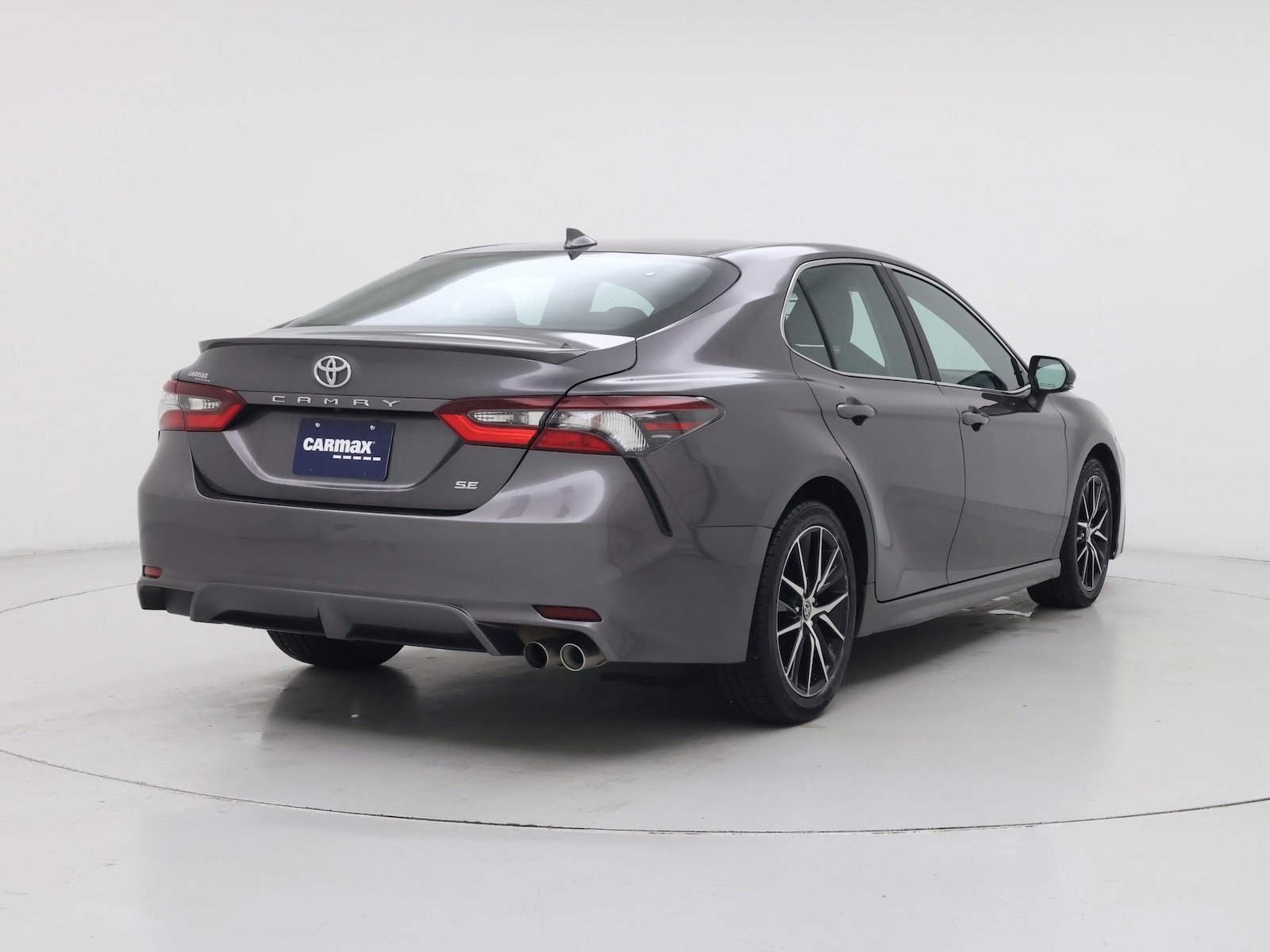 2023 Toyota Camry SE - Photo 9