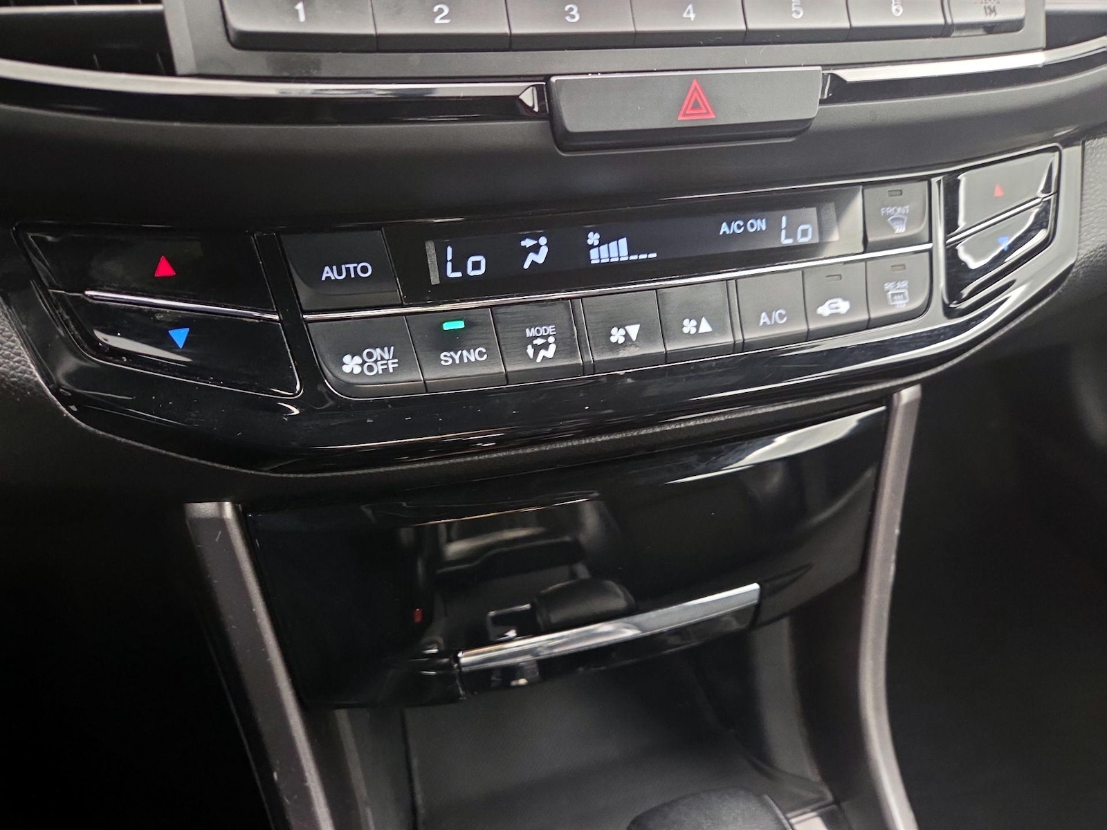 2017 Honda Accord Sport - Photo 17