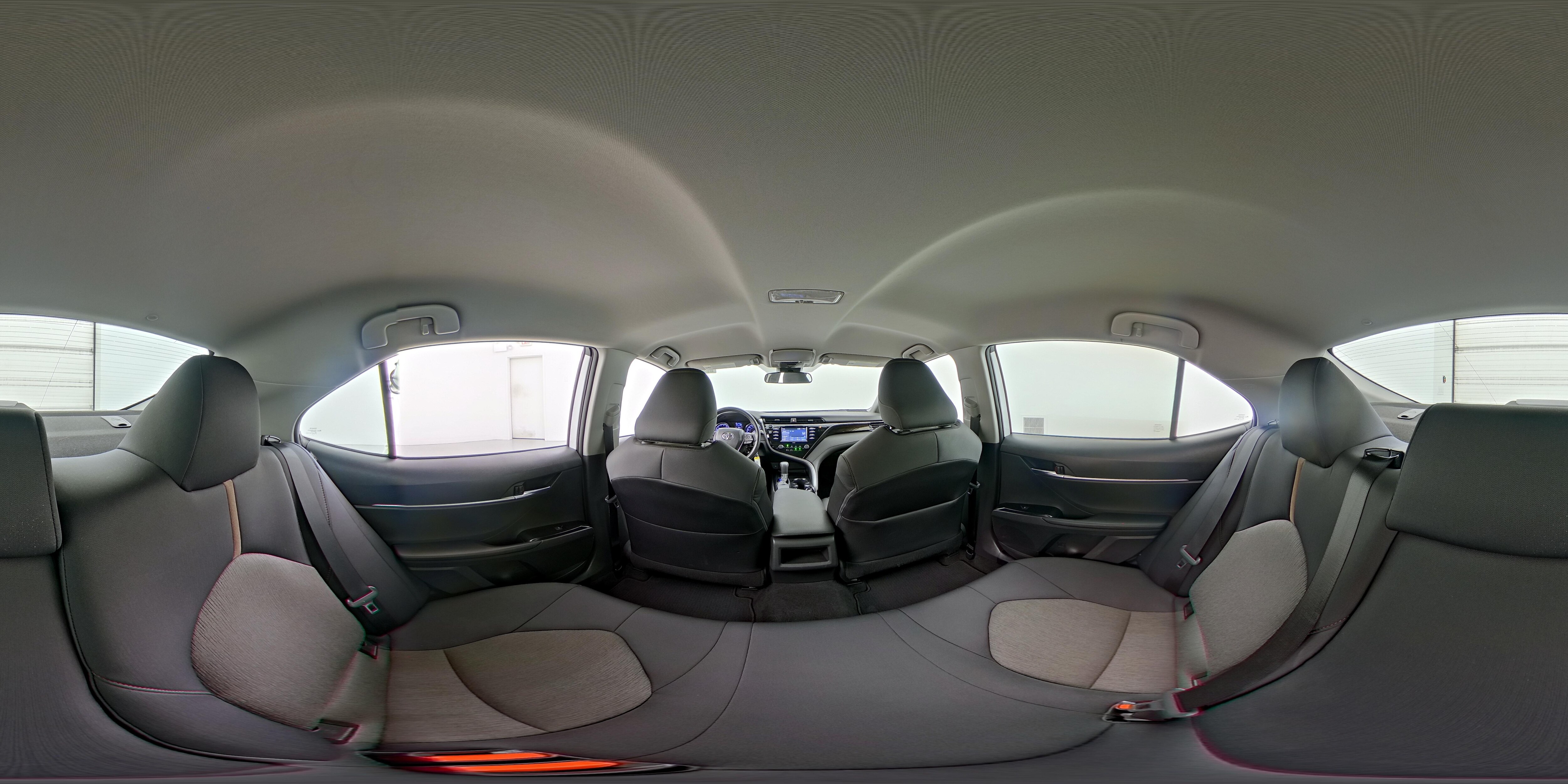 2020 Toyota Camry LE - Photo 25