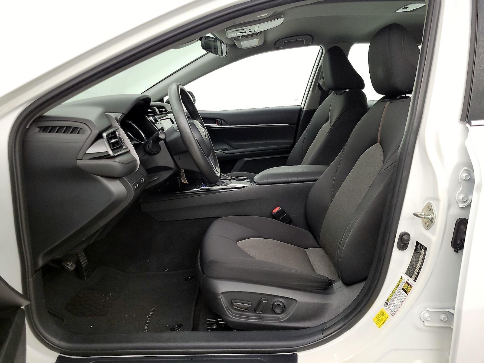 Power Seat(s) & Side Airbags
