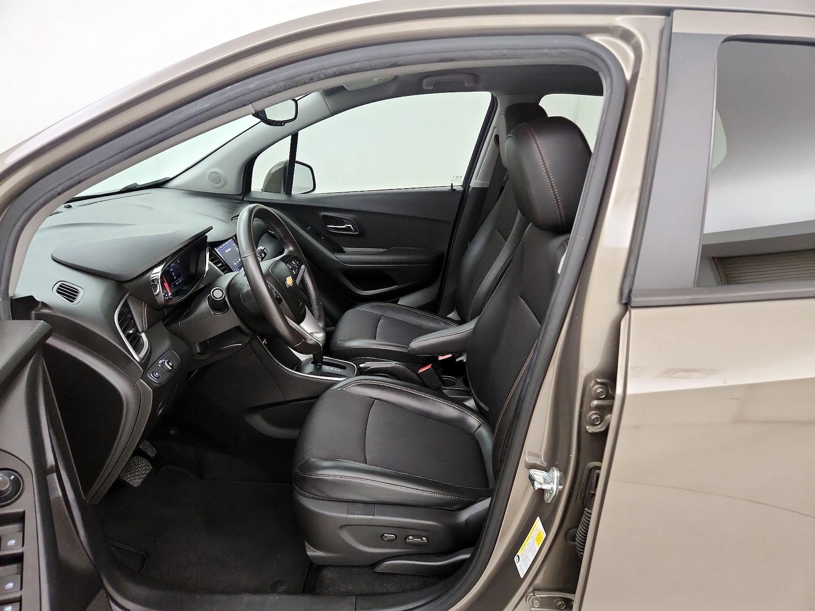 Power Seat(s) & Side Airbags
