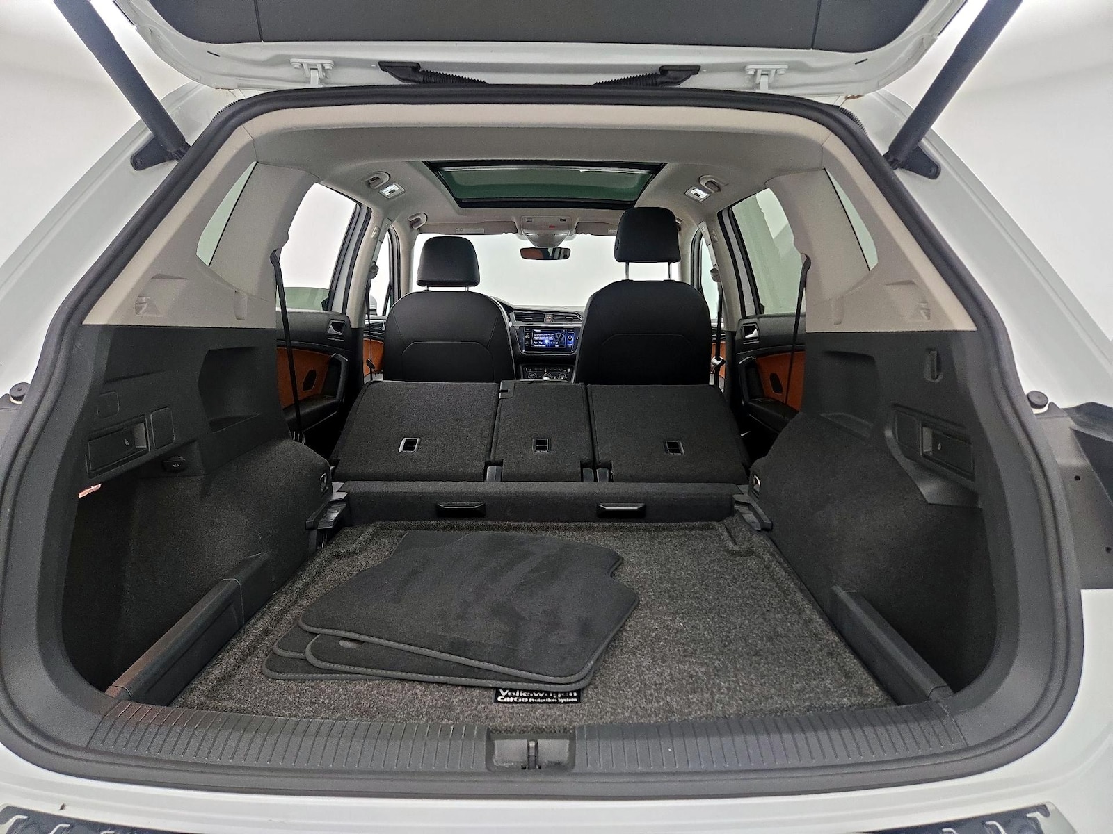 2019 Volkswagen Tiguan SEL Premium - Photo 24