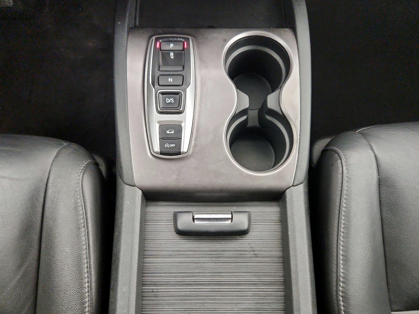 2021 Honda Pilot EX-L - Photo 16