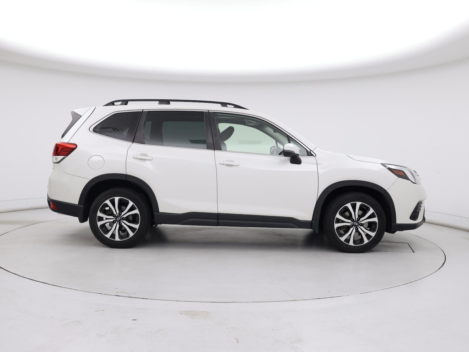 2022 Subaru Forester Limited - Photo 8