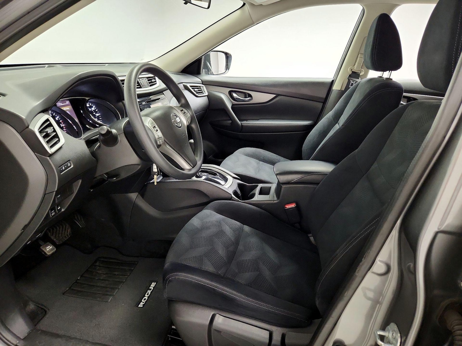 2016 Nissan Rogue S - Photo 12