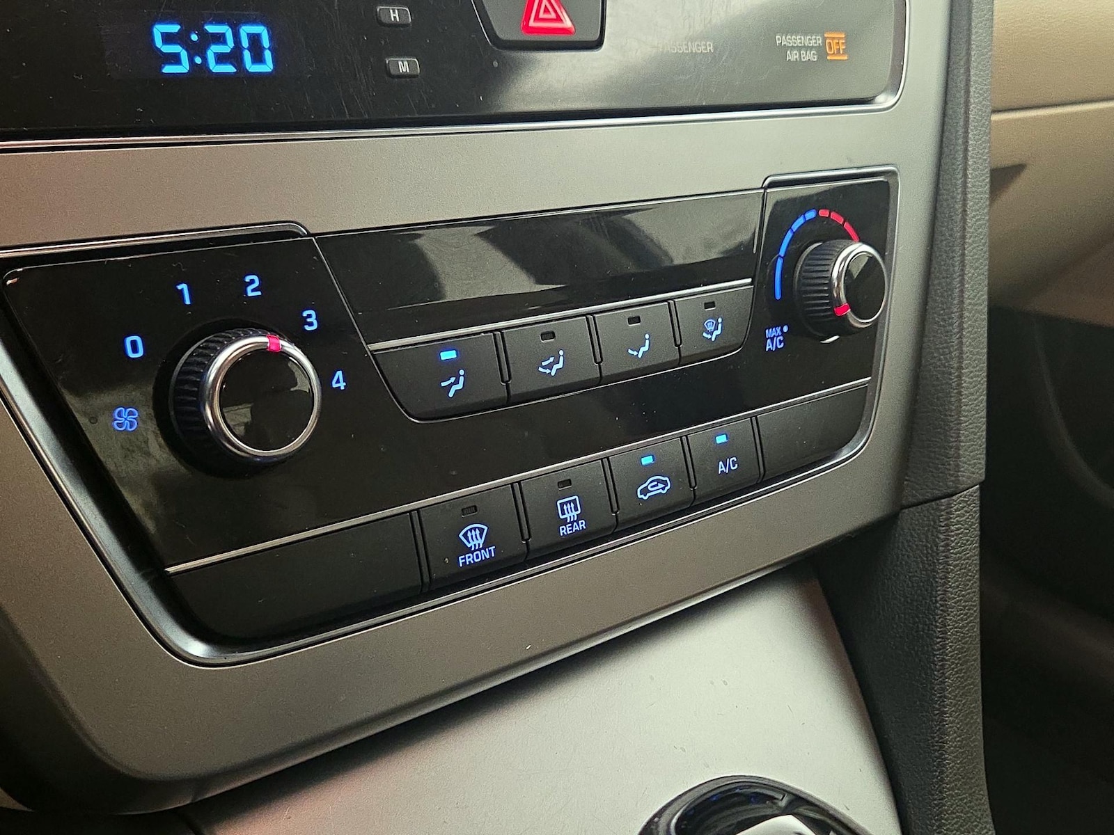 2015 Hyundai Sonata SE - Photo 18