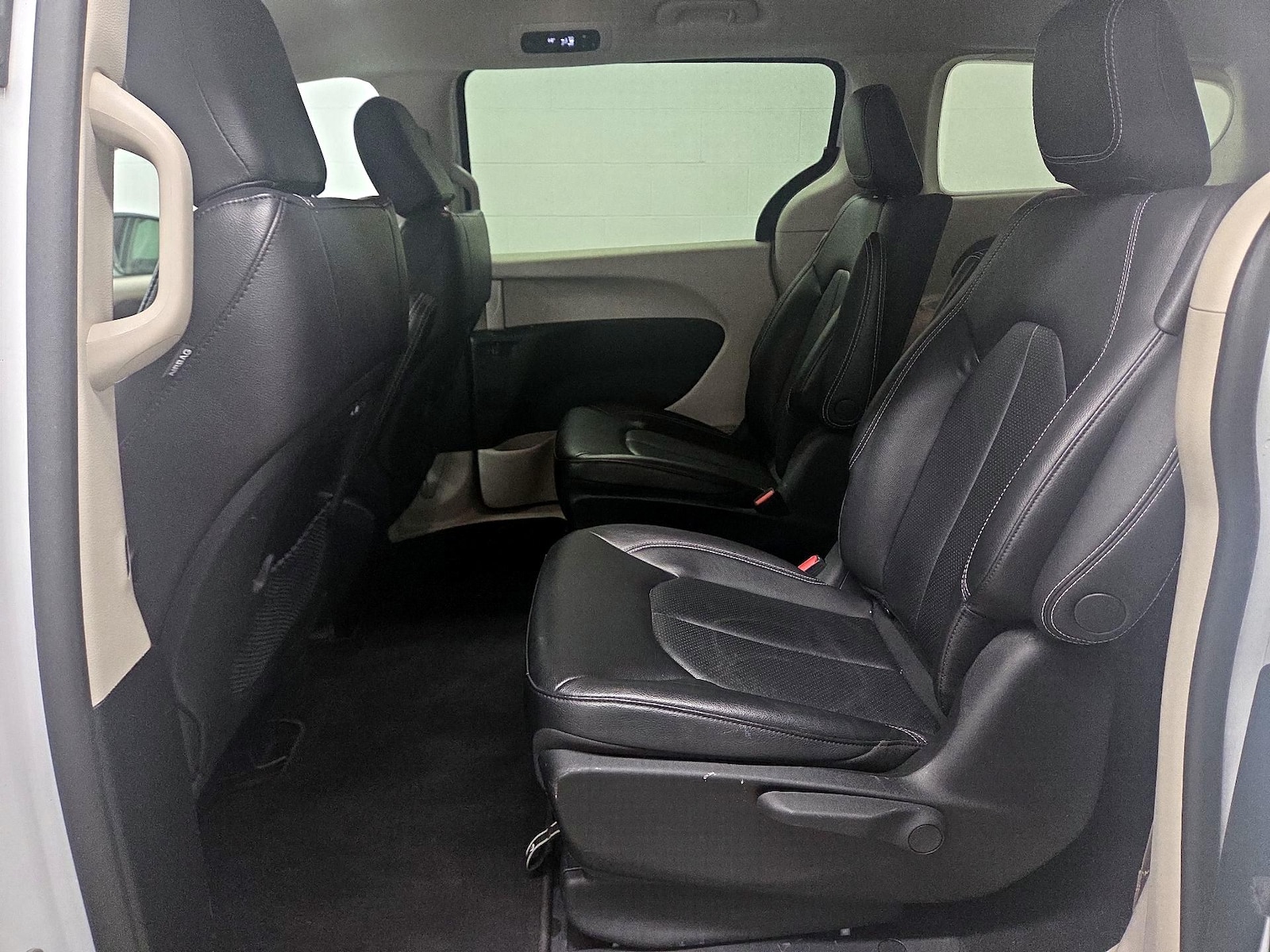 2022 Chrysler Pacifica Hybrid Touring L - Photo 20