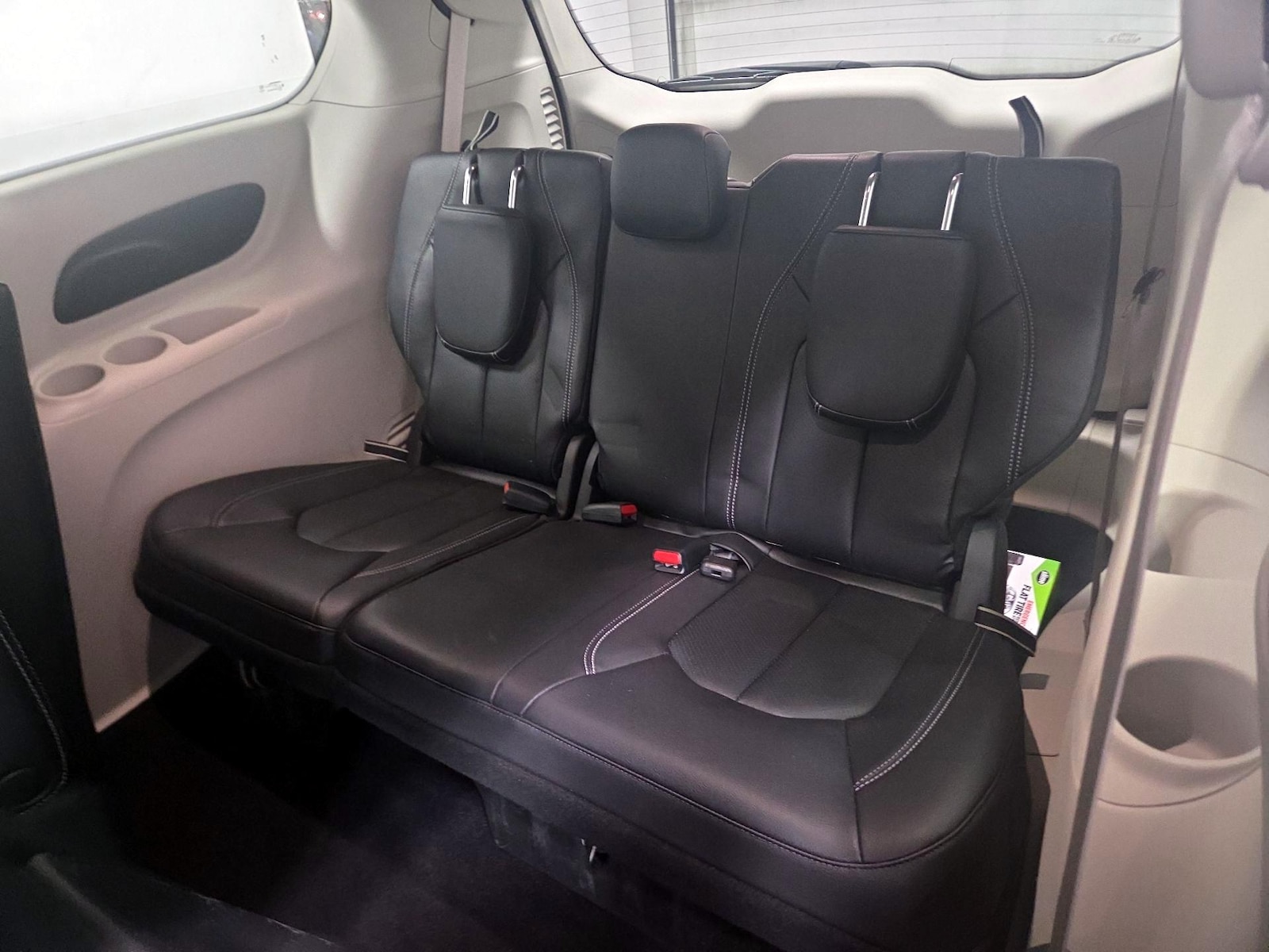2022 Chrysler Pacifica Hybrid Touring L - Photo 21