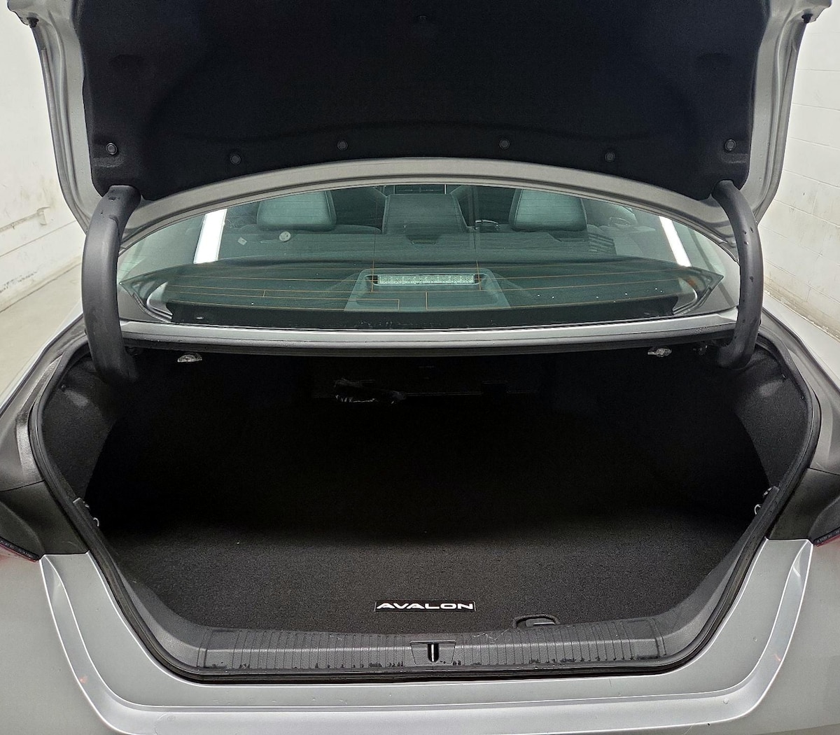 Trunk/Cargo (Seats Up)