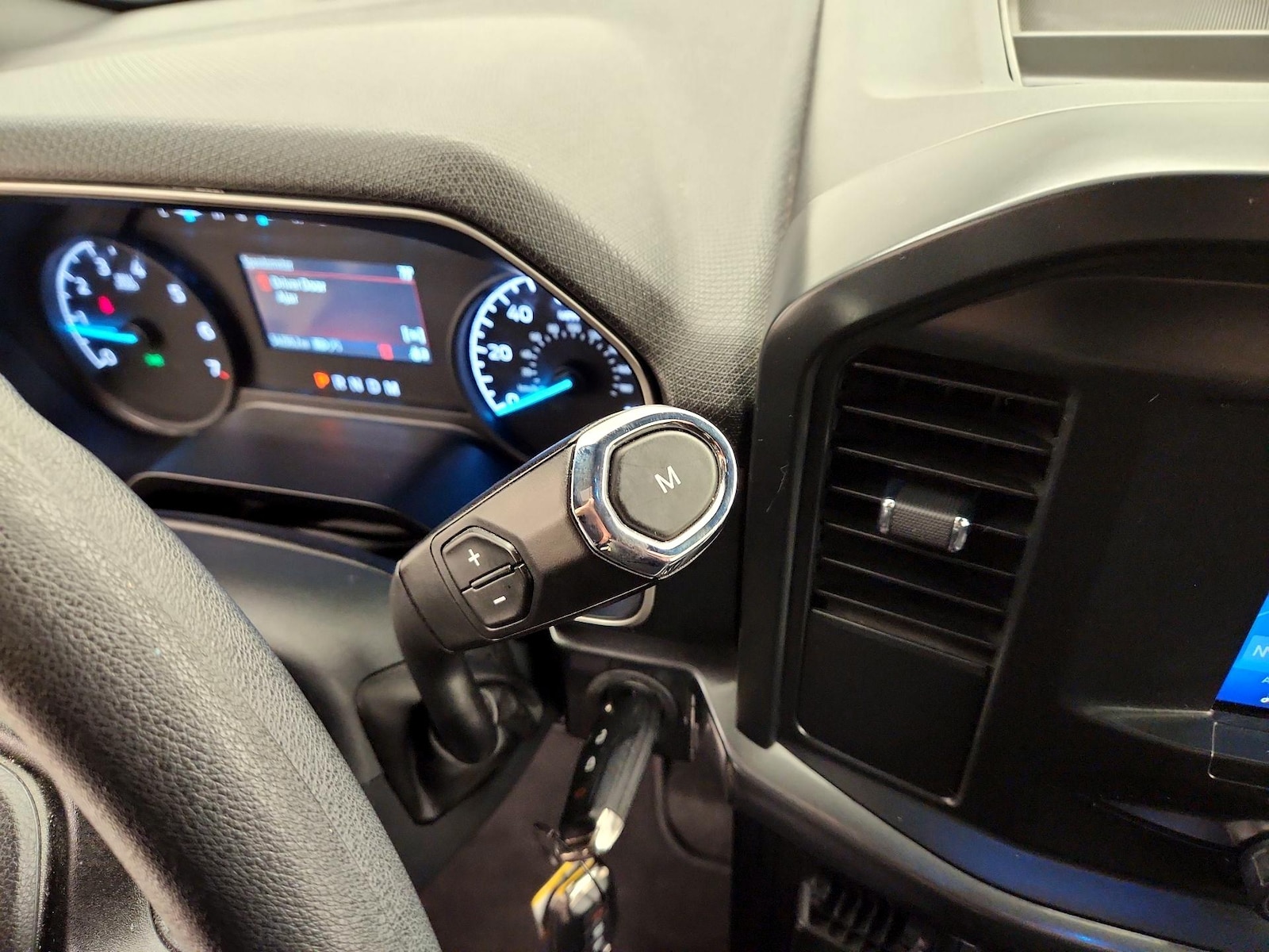 2022 Ford F-150 XL - Photo 19