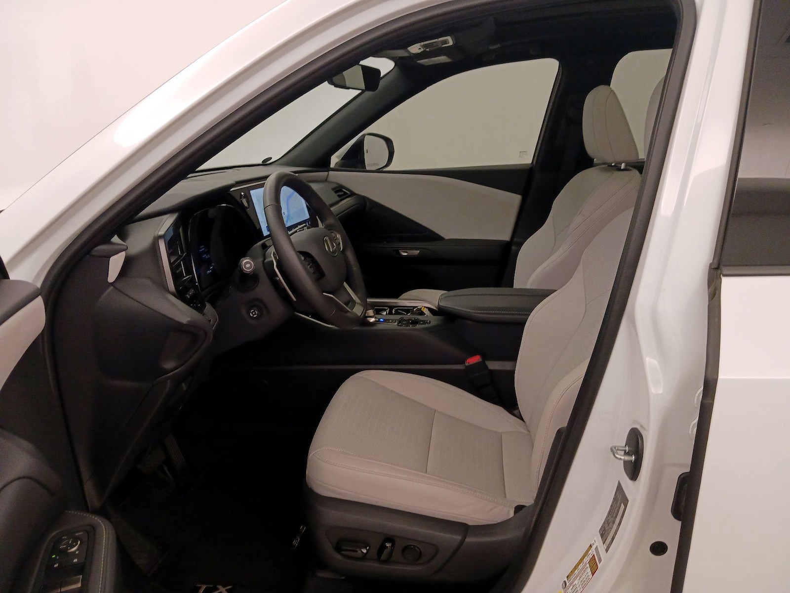 2026 Lexus TX Premium - Photo 12