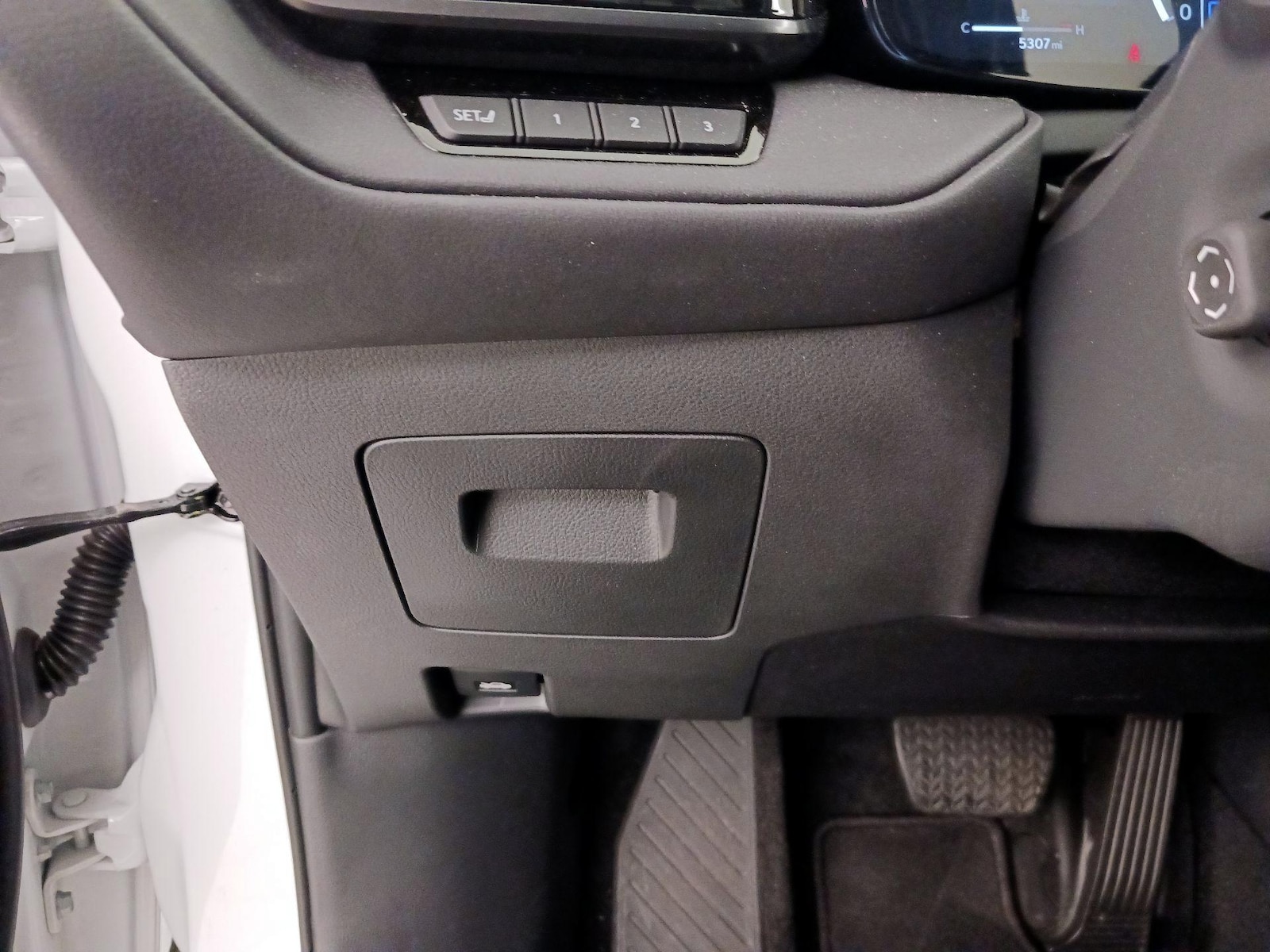 2026 Lexus TX Premium - Photo 14
