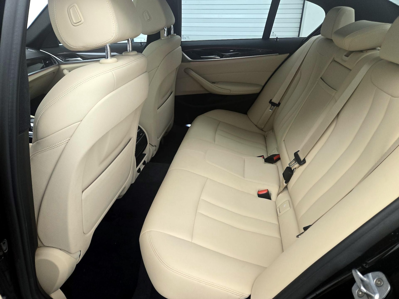 2019 BMW 5 Series 530i - Photo 22