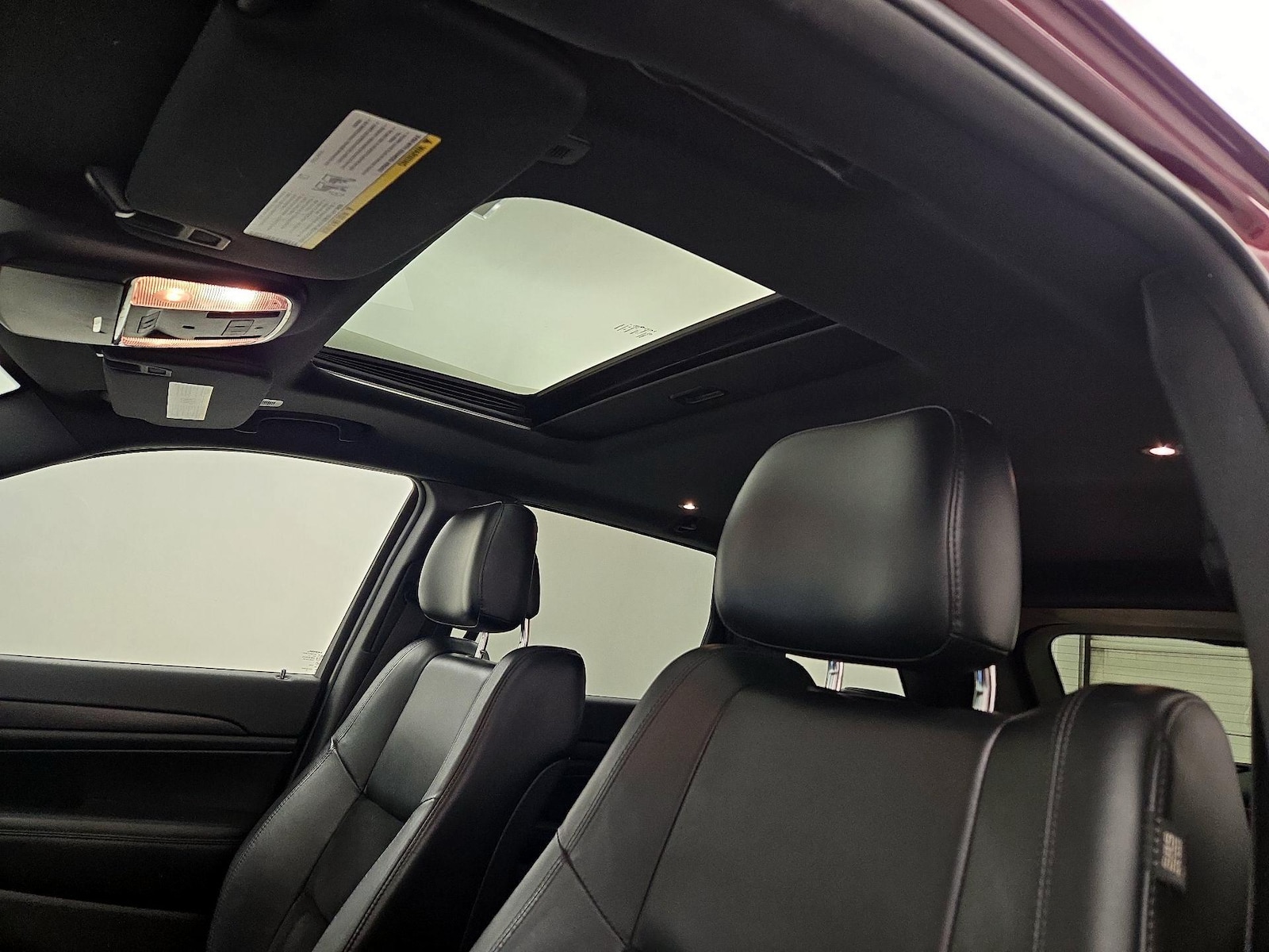 Sunroof(s) & Overhead Airbags