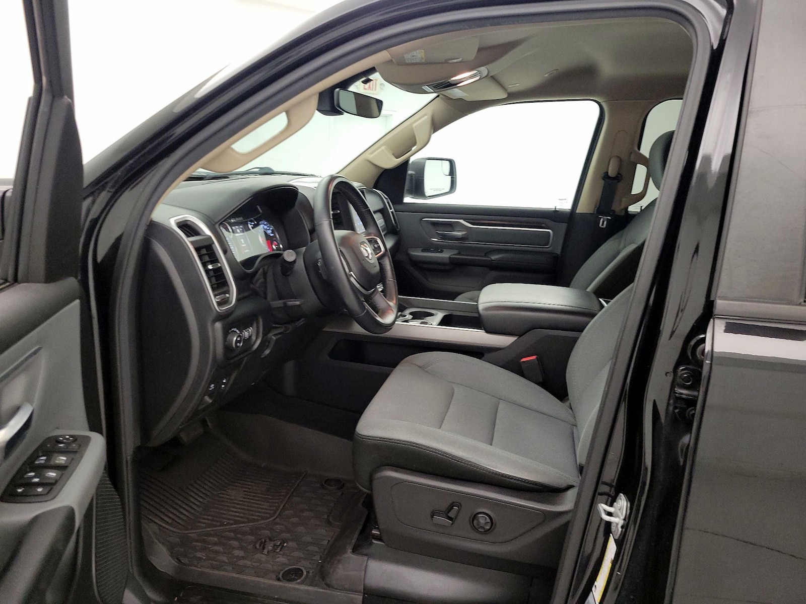Power Seat(s) & Side Airbags