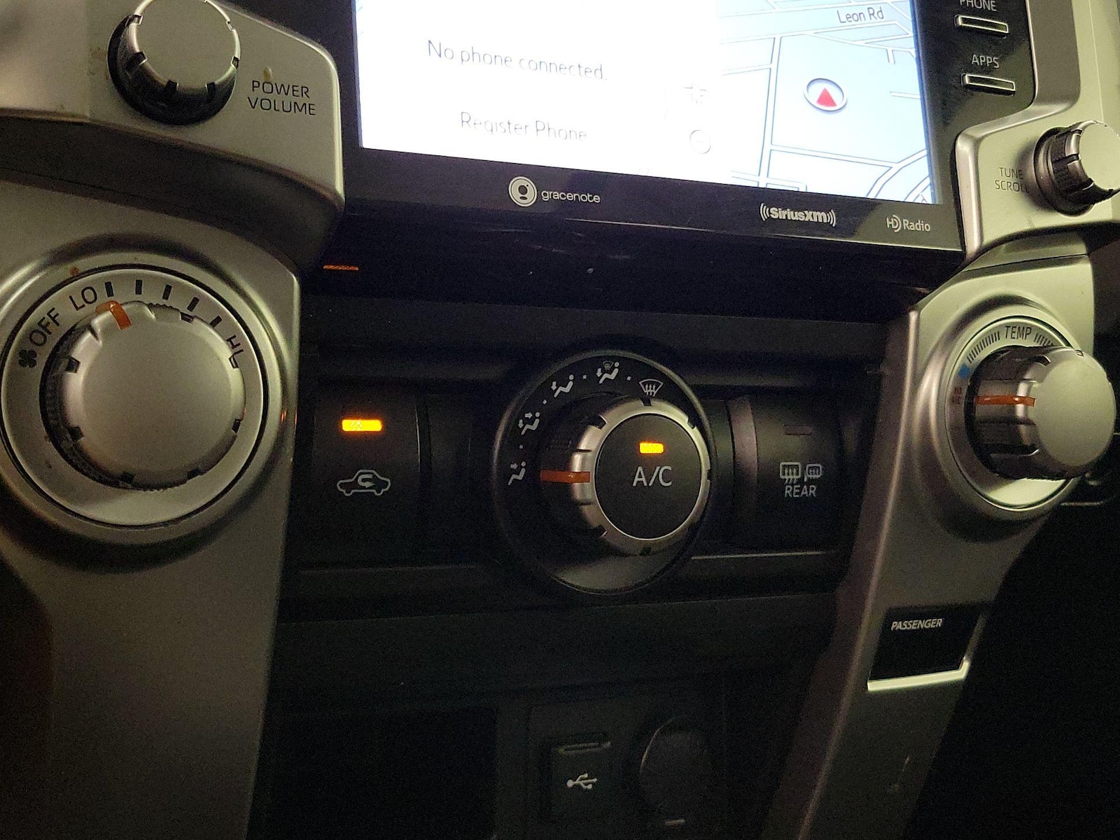 2021 Toyota 4Runner SR5 Premium - Photo 17