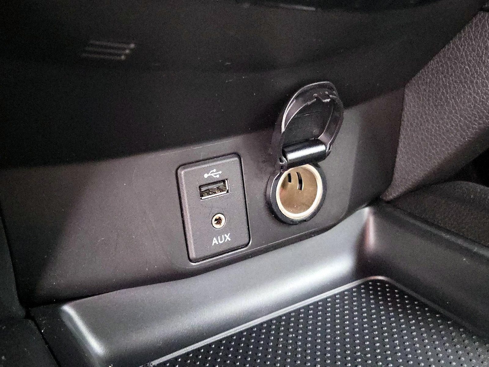 2016 Nissan Rogue S - Photo 19