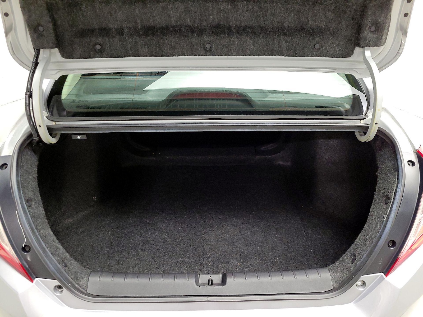2019 Honda Civic LX - Photo 21
