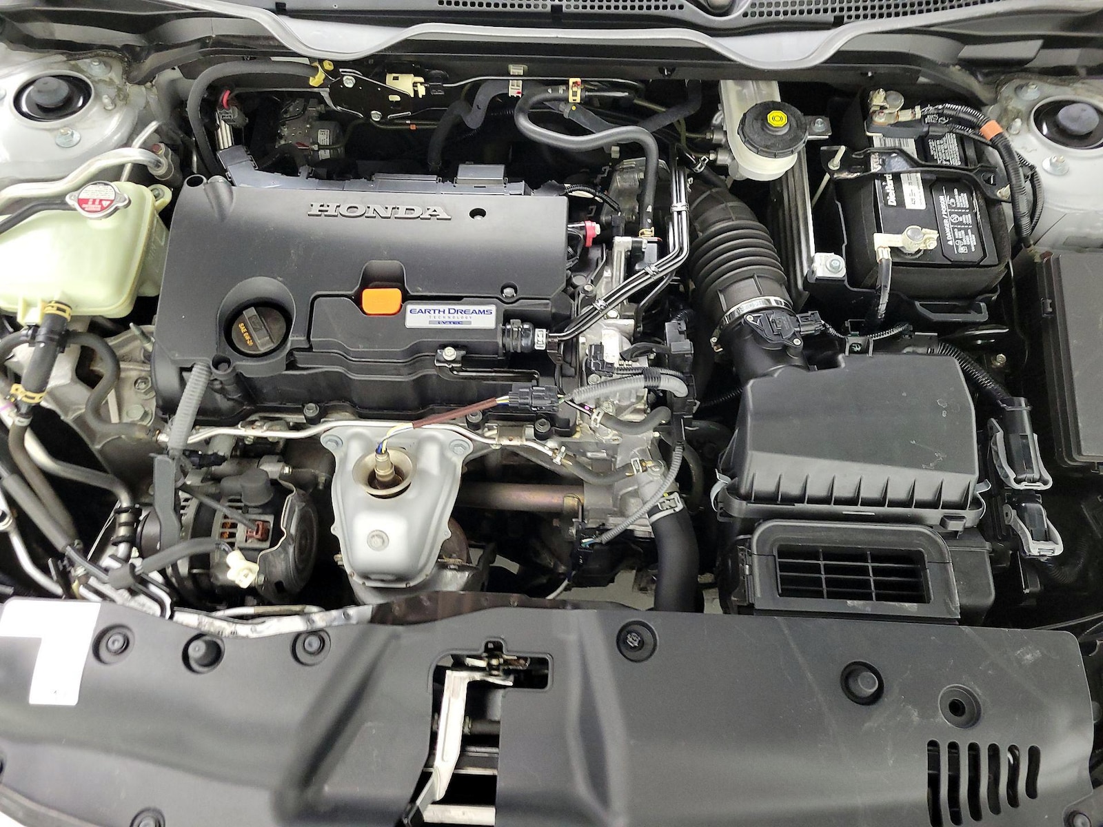 2019 Honda Civic LX - Photo 22