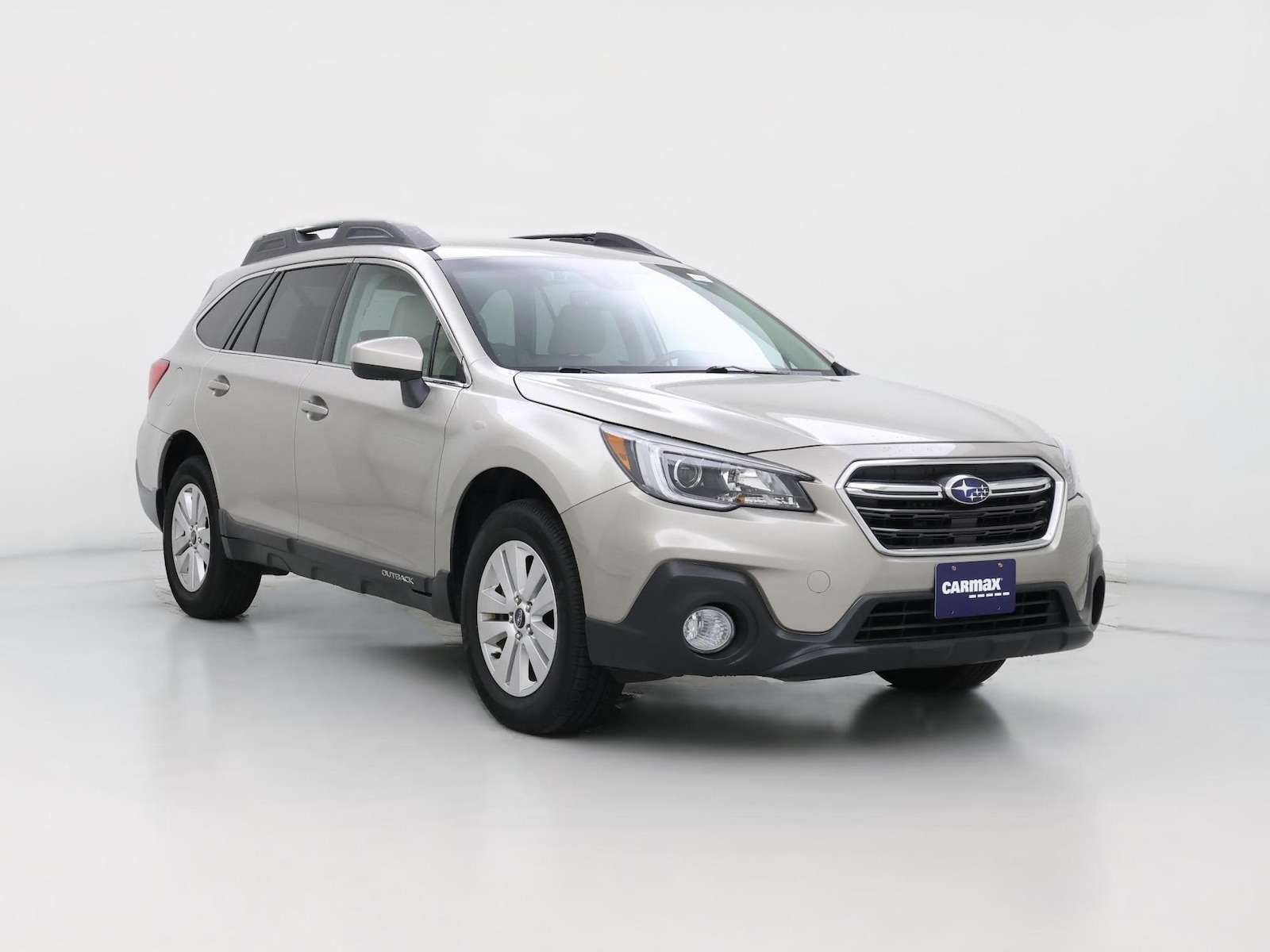 2019 Subaru Outback Premium - Photo 1
