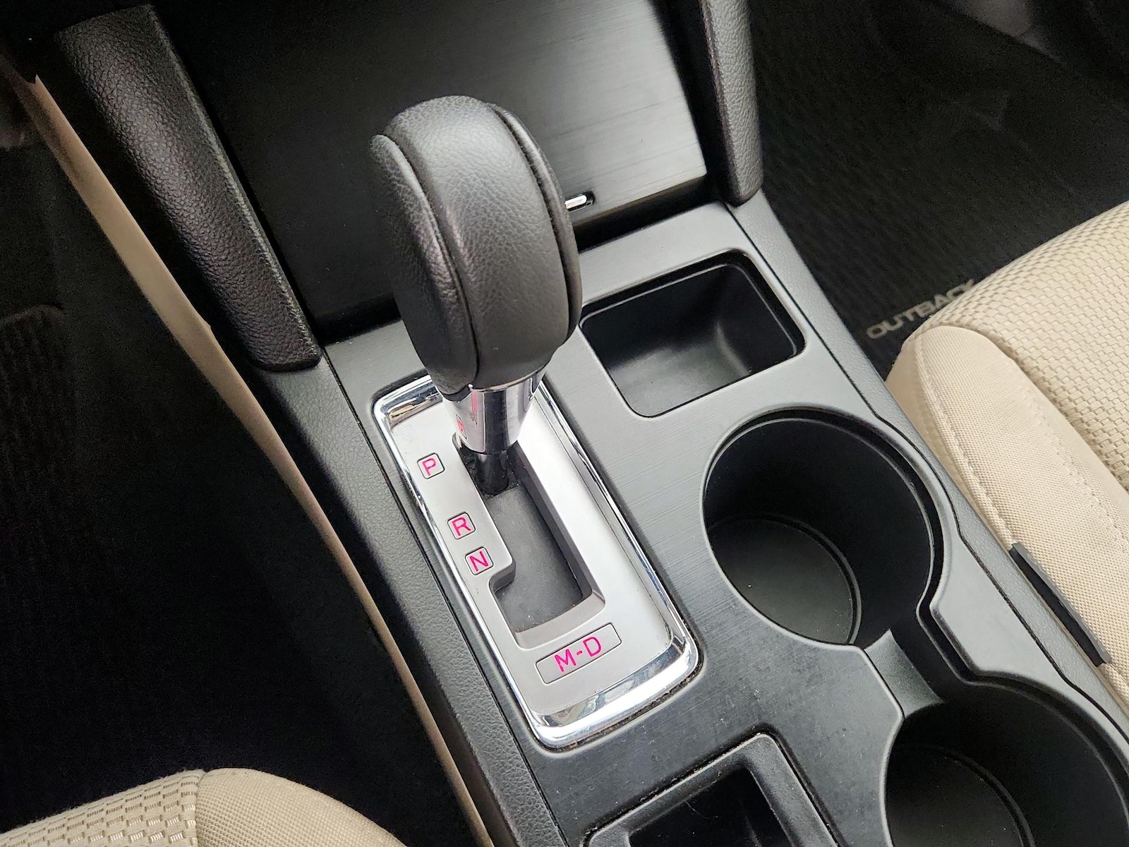 2019 Subaru Outback Premium - Photo 18