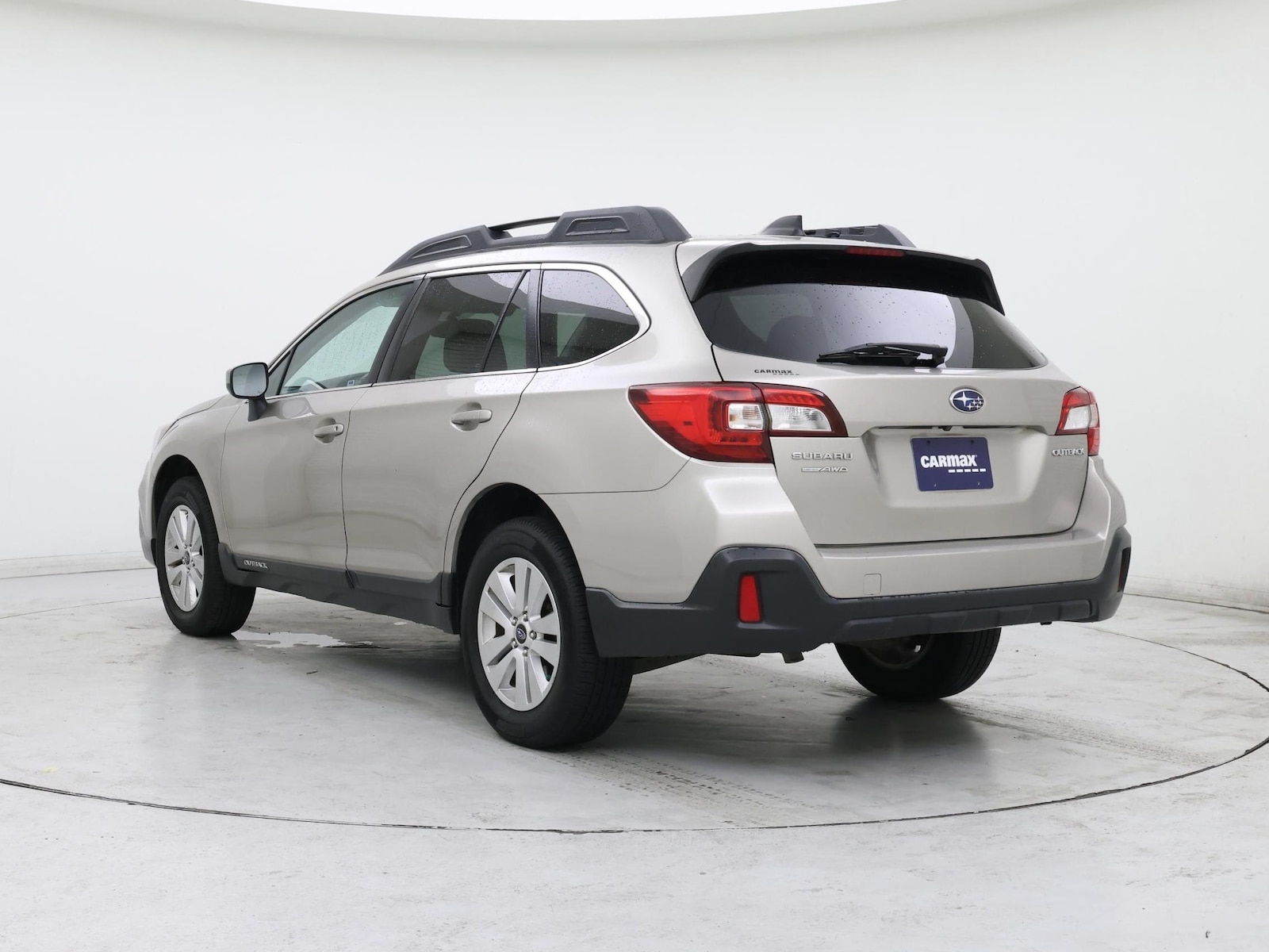 2019 Subaru Outback Premium - Photo 3