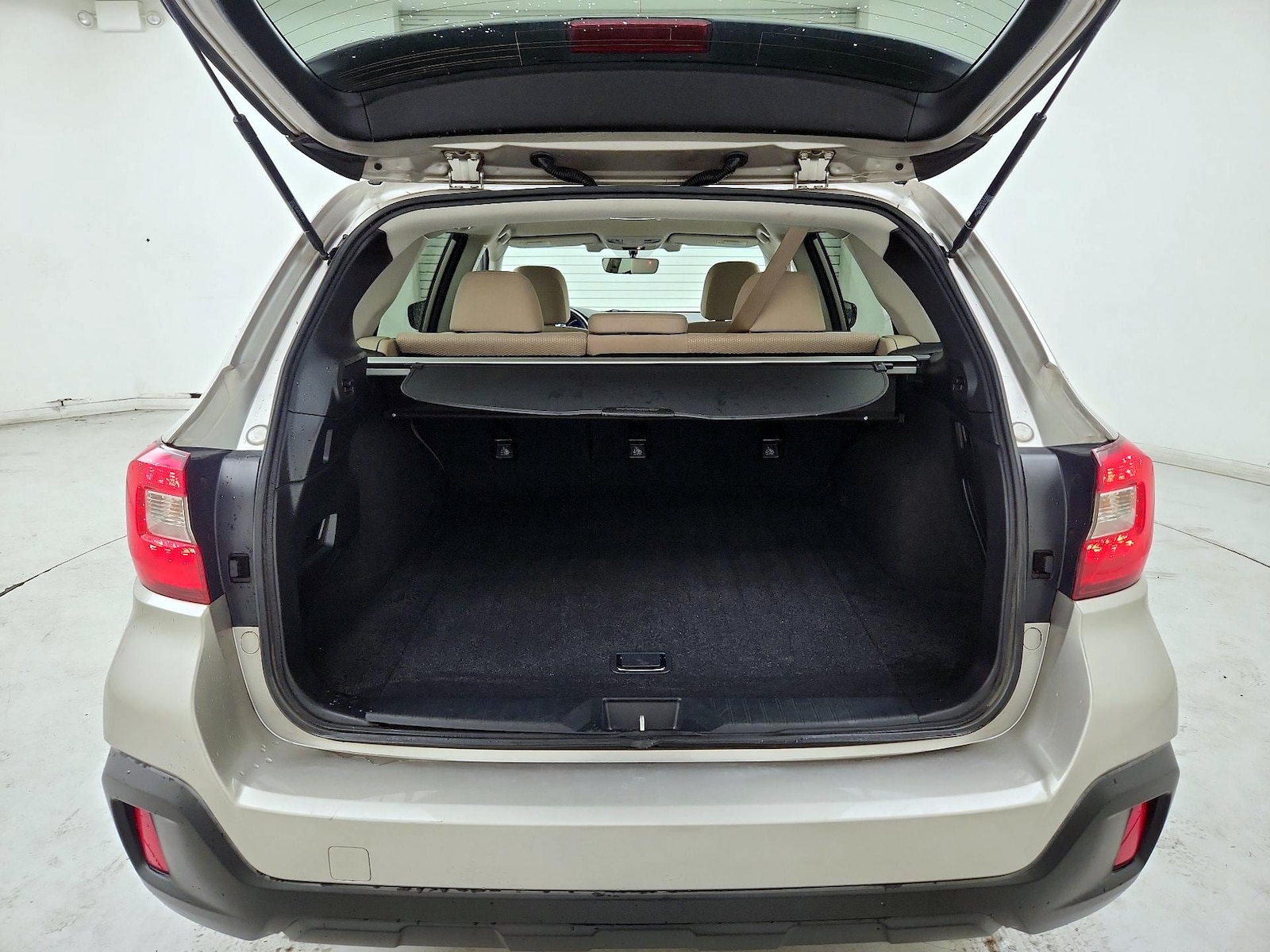 2019 Subaru Outback Premium - Photo 21