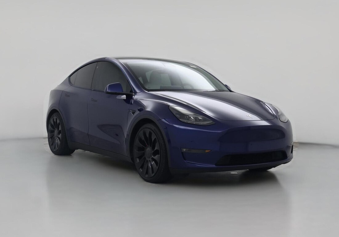 2022 Tesla Model Y Performance All-Wheel Drive in Blue — CarMax photo