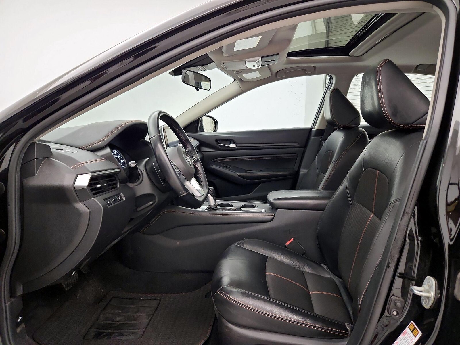 Sunroof(s) & Overhead Airbags