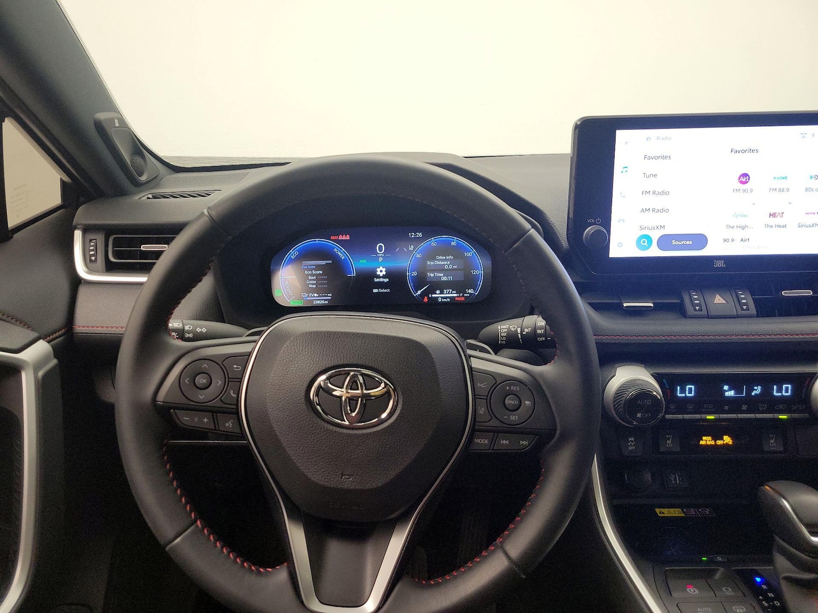 2024 Toyota RAV4 XSE - Photo 11