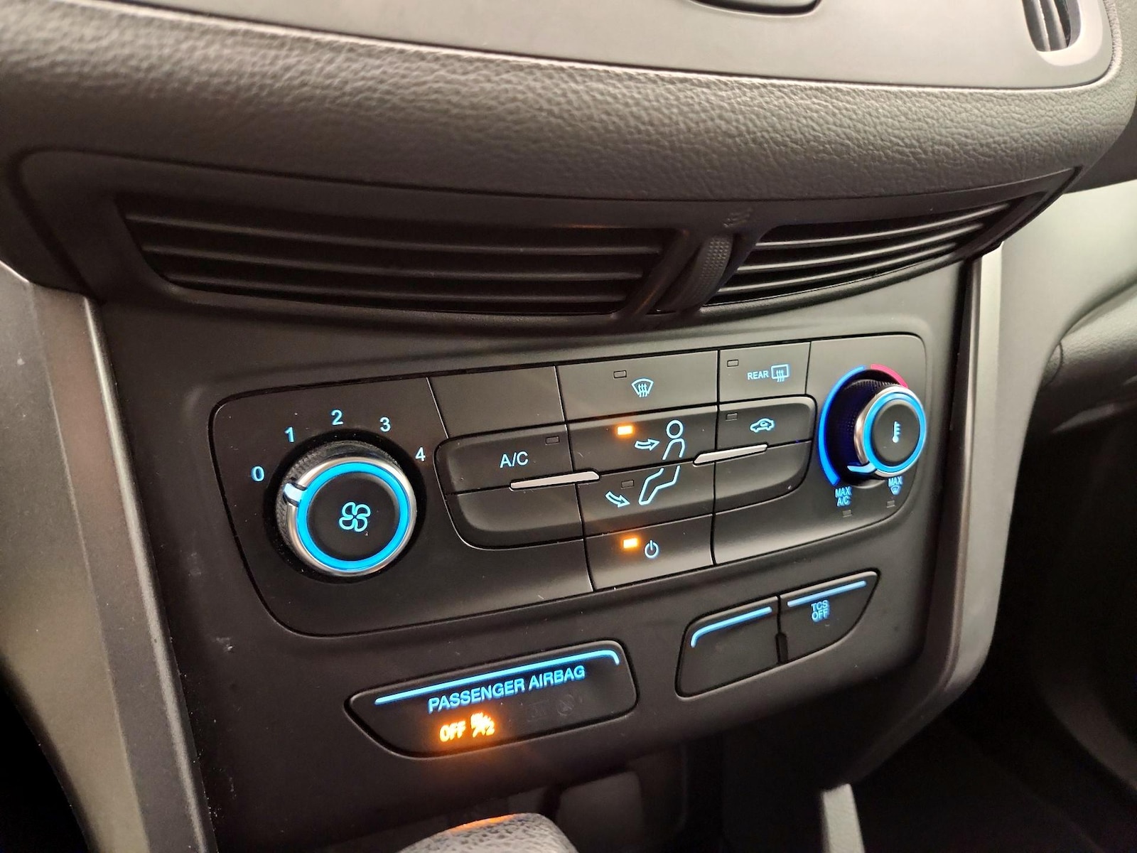 2017 Ford Escape S - Photo 17