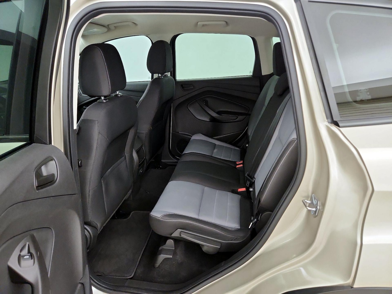 2017 Ford Escape S - Photo 20