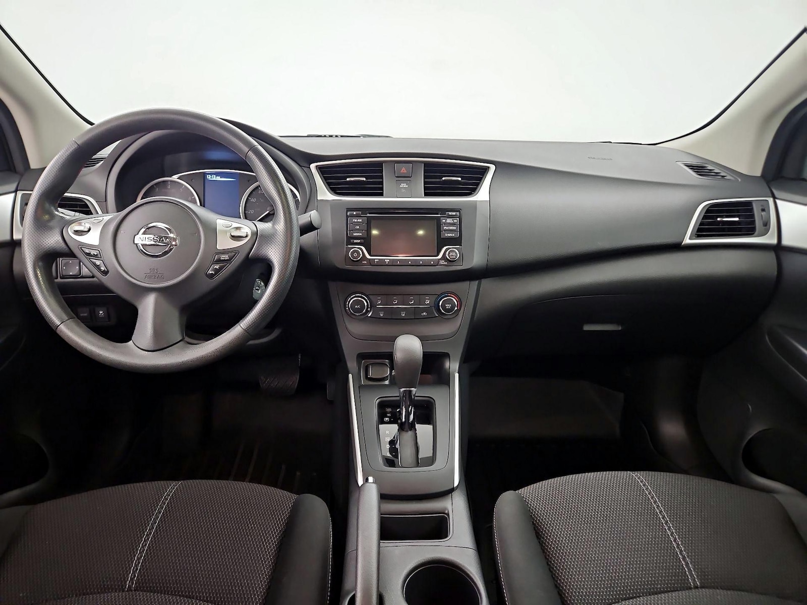 2018 Nissan Sentra S - Photo 10