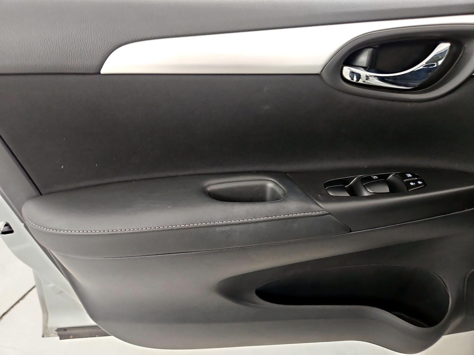 2018 Nissan Sentra S - Photo 13