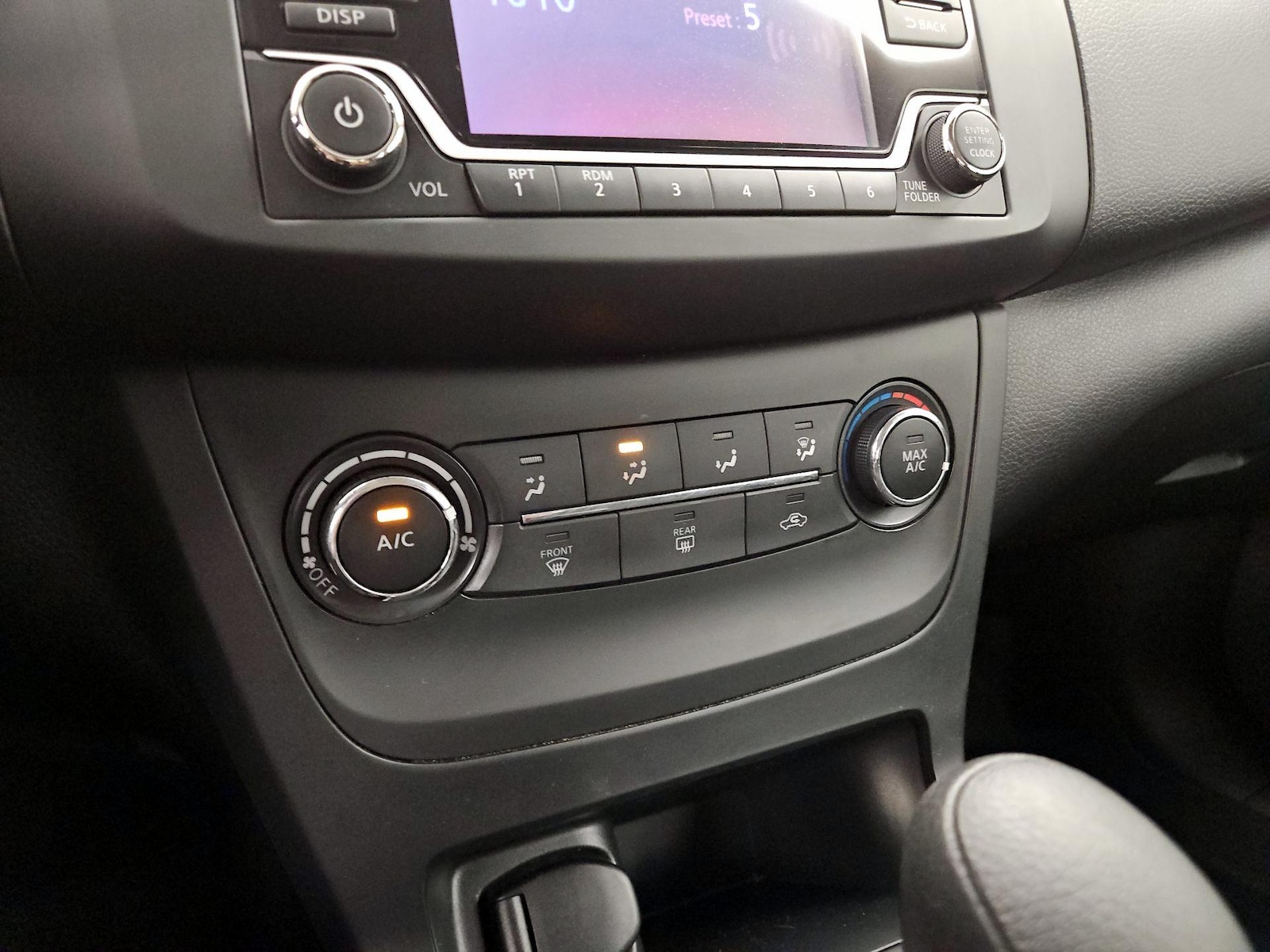 2018 Nissan Sentra S - Photo 17