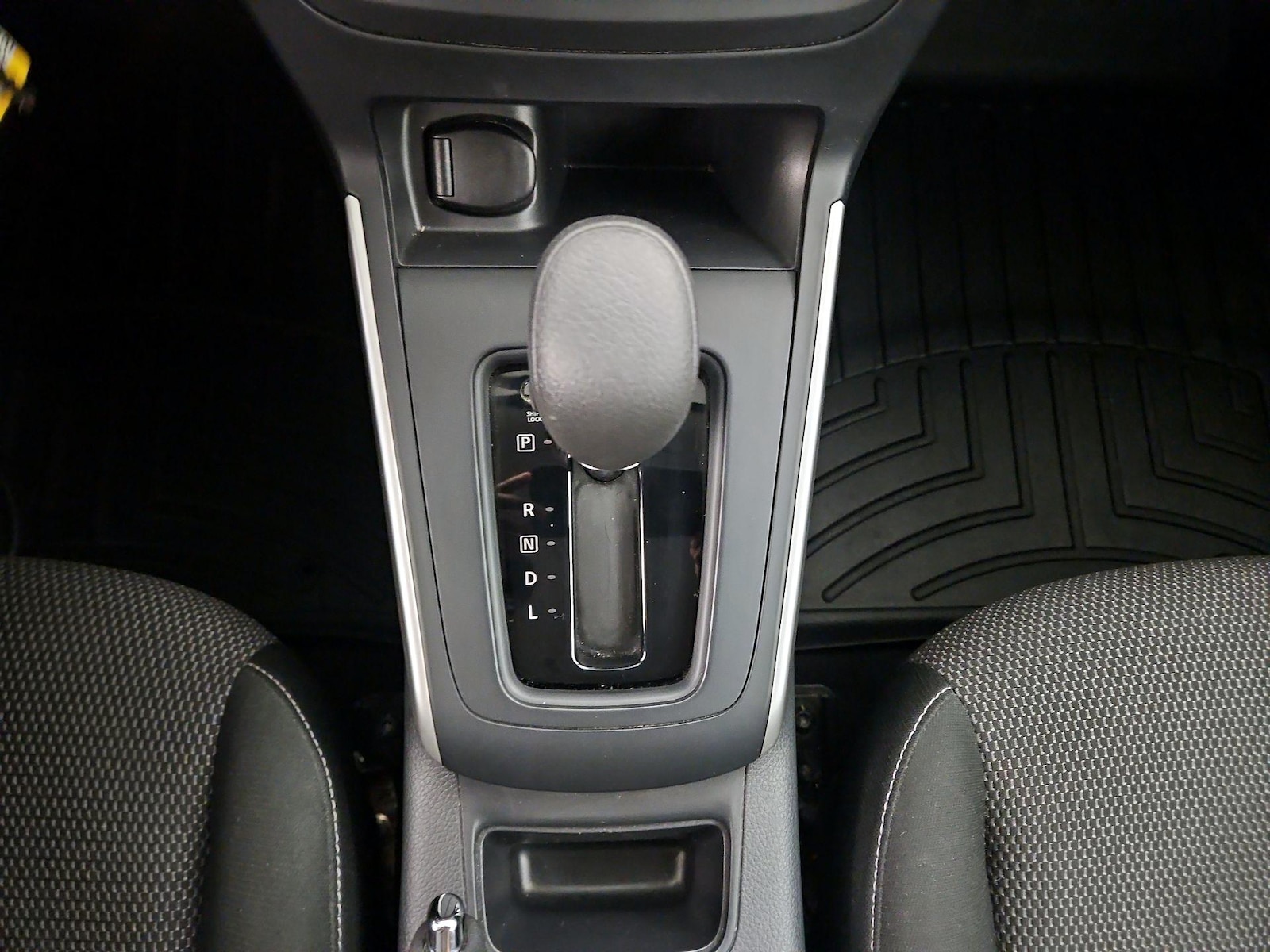 2018 Nissan Sentra S - Photo 18