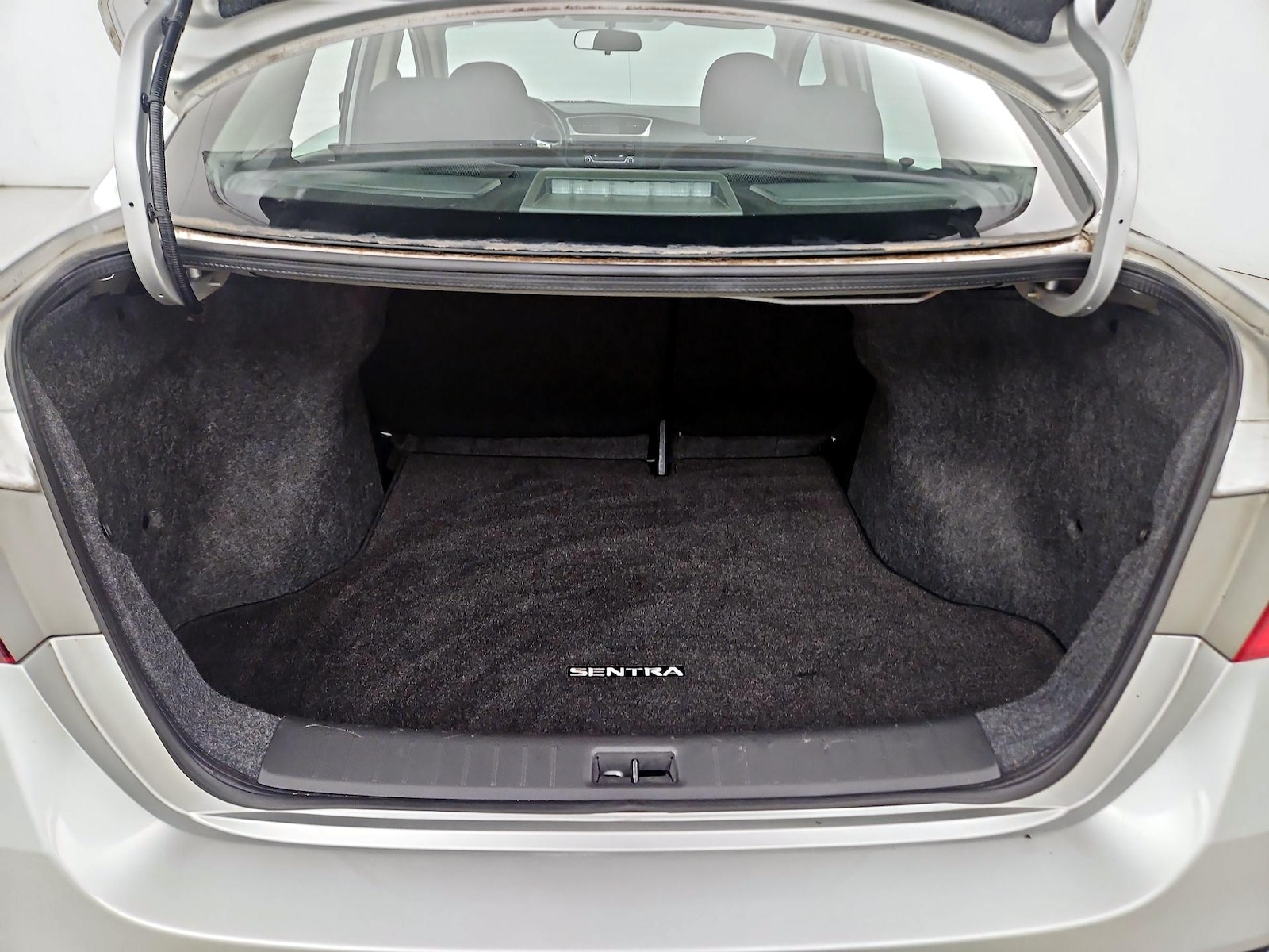 2018 Nissan Sentra S - Photo 21