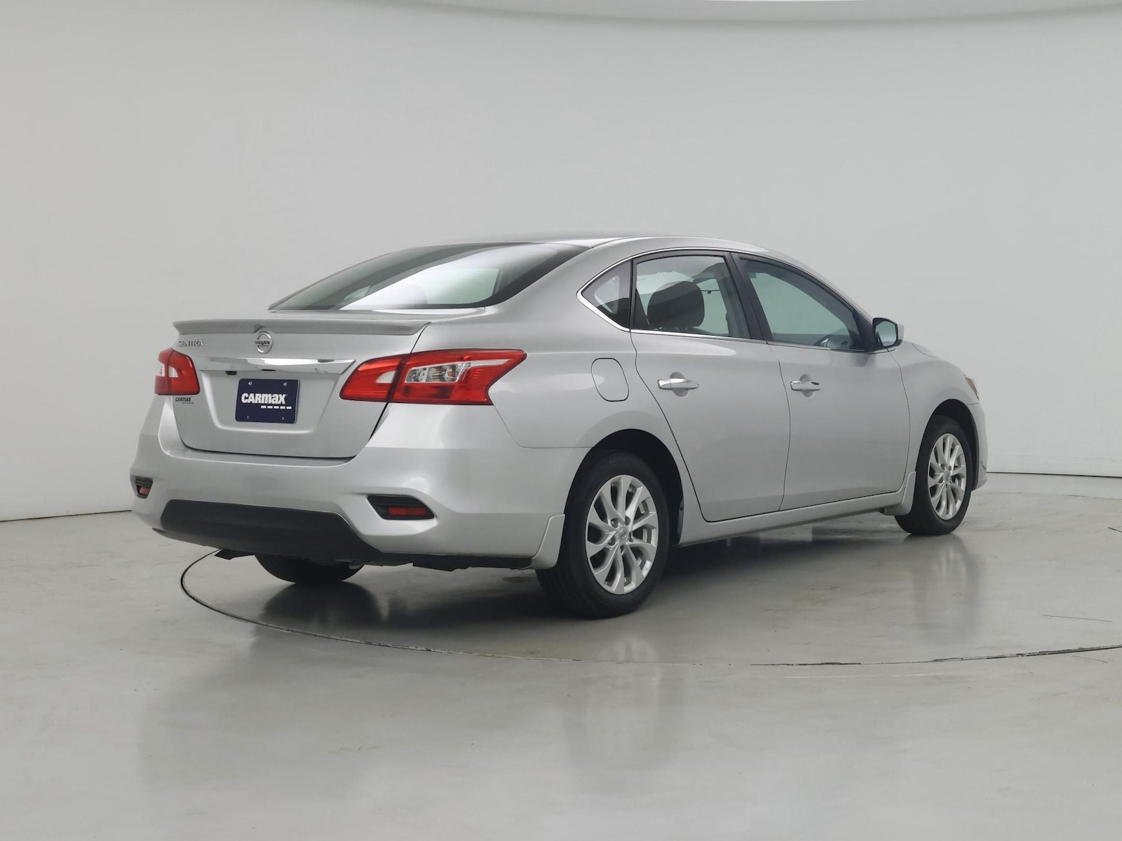 2018 Nissan Sentra S - Photo 9