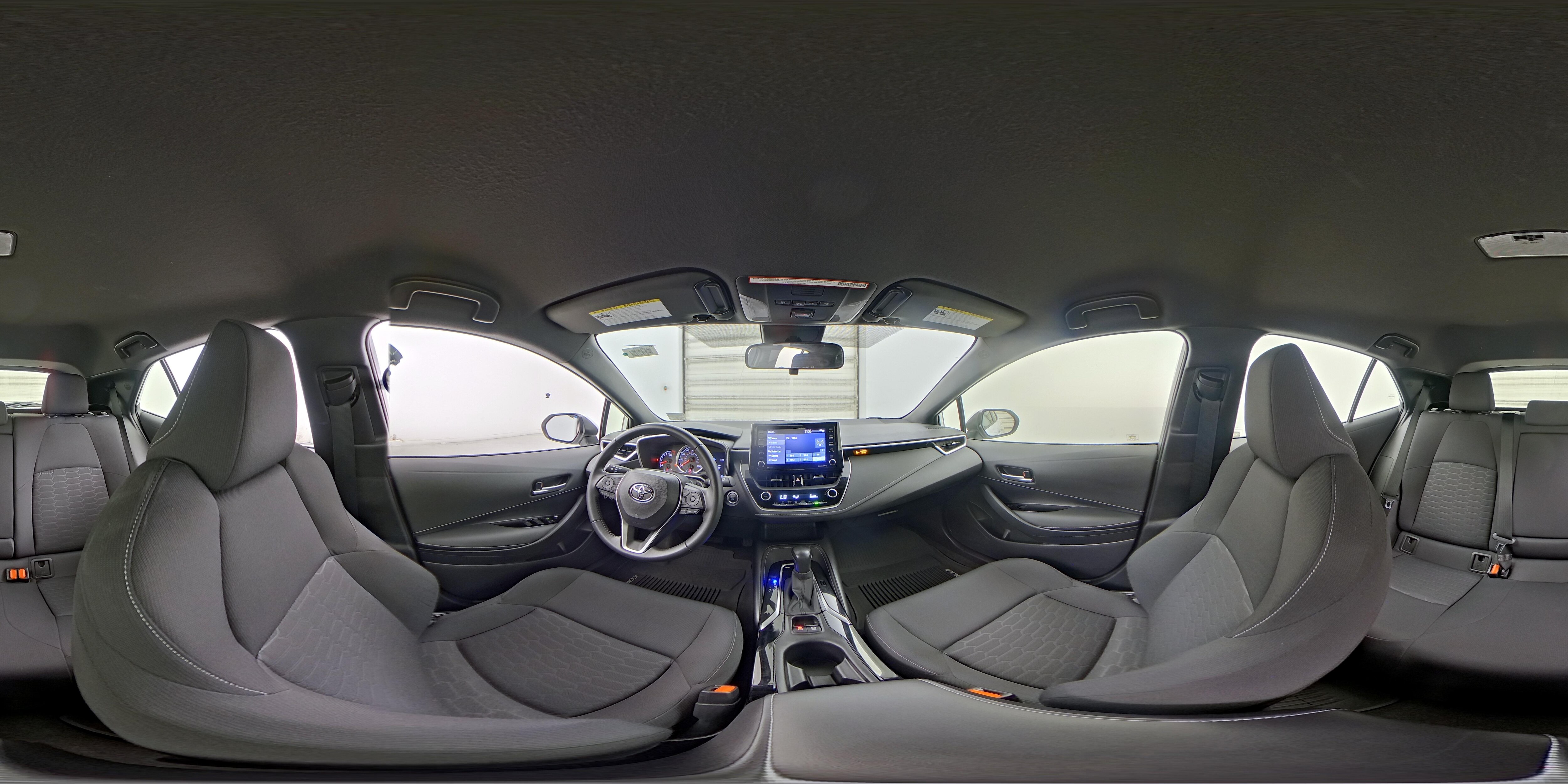 2021 Toyota Corolla Hatchback SE - Photo 24