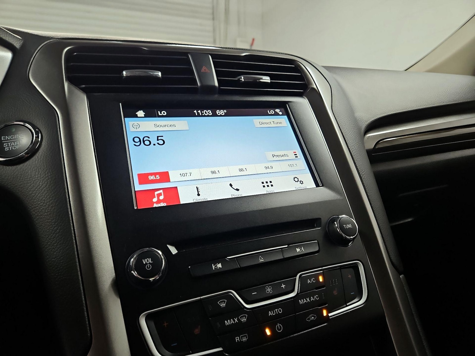 2017 Ford Fusion SE - Photo 16